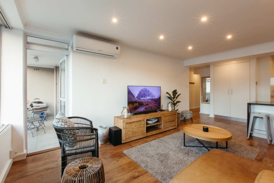 2 Bedroom Property for Sale in Green Point Western Cape